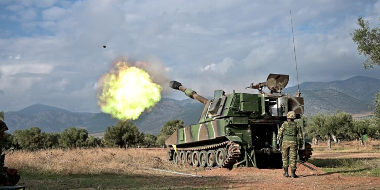 Στρατός Ξηράς: «Νέα εποχή» για το Πυροβολικό με τα ισραηλινά PULS και εκσυγχρονισμό των RM-70