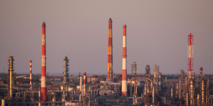 G7 και ΕΕ διαπραγματεύονται για την κατάργηση του πλαφόν στο ρωσικό πετρέλαιο – Τι αναφέρει το Reuters