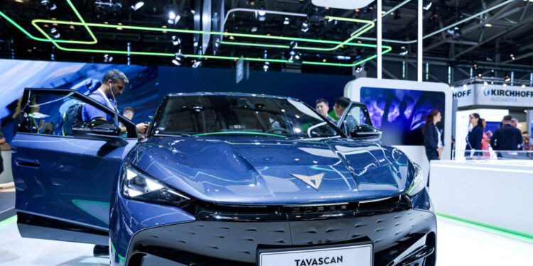 Η ΕΕ επανεξετάζει τους δασμούς για τα ηλεκτρικά SUV της Volkswagen που κατασκευάζονται στην Κίνα