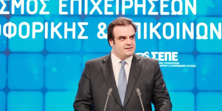 Πιερρακάκης: Η ψηφιακή μετάβαση κάνει τη σύγκλιση με την Ευρώπη πράξη