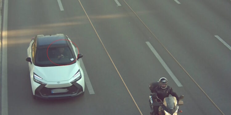 Έπιασαν «δουλειά» οι «έξυπνες» κάμερες της Τροχαίας στην Αττική: Πάνω από 2.500 παραβάσεις σε μόλις 4 ημέρες