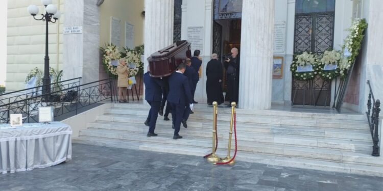 Ύστατο χαίρε στην Ειρήνη Μαρινάκη – Σήμερα η κηδεία της σπουδαίας Πειραιώτισας