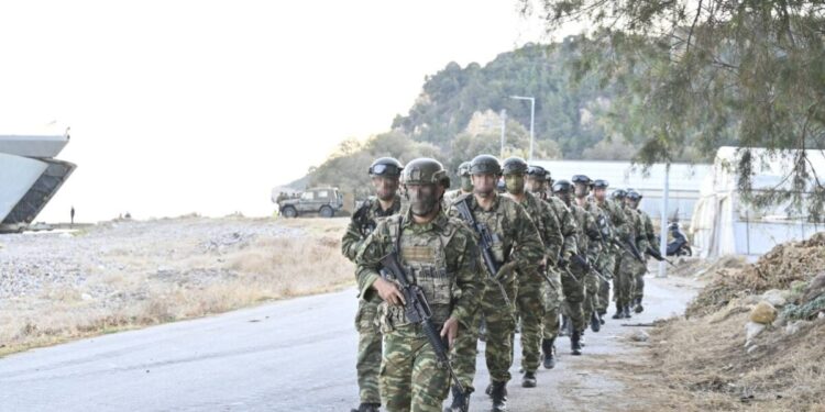 Πηγές του ΥΠΕΘΑ για το νέο μισθολόγιο στις Ένοπλες Δυνάμεις: Καμία προσωπική διαφορά και καμία κρυφή μείωση