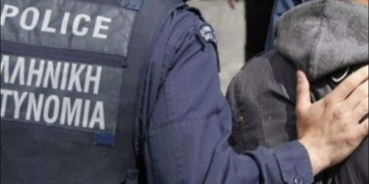 Αιτωλικό: Ρομά ρήμαξαν από αυτοκίνητα μέχρι σπίτια για χαλκό – Δύο συλλήψεις, ο ένας 15χρονος