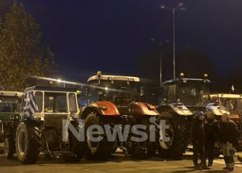 Οι αγρότες έφτασαν στο τελωνείο Προμαχώνα με τα τρακτέρ τους – Δεν σκοπεύουν να στήσουν μπλόκο