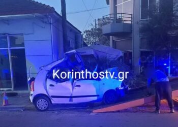 Βραχάτι: Αυτοκίνητο πέρασε στο αντίθετο ρεύμα και καρφώθηκε σε δέντρο – Νεκρός ο 48χρονος οδηγός