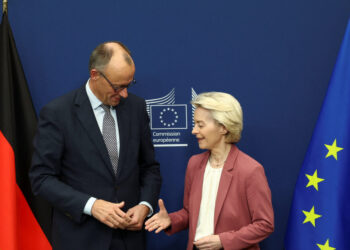 Ο Μερτς πιέζει το Βέλγιο να υποστηρίξει το σχέδιο της ΕΕ για τη χορήγηση δανείου στην Ουκρανία