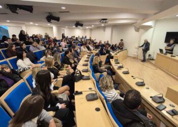 Η απονομή βεβαιώσεων στους σπουδαστές του Μεταλυκειακού έτους του ΕΠΑΛ Αμφιλοχίας (φωτο)