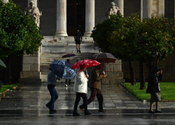 Καιρός – Μαρουσάκης: Ακραία φαινόμενα με χοντρό χαλάζι, πολλούς κεραυνούς ακόμα και ανεμοστρόβιλους φέρνει η νέα κακοκαιρία