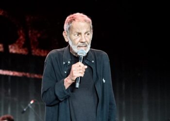 Ο Σταύρος Ξαρχάκος στηρίζει τον Γιώργο Χατζιδάκι: Αγνόησαν προκλητικά την βούληση του γιου του Μάνου, είναι θέμα ηθικής