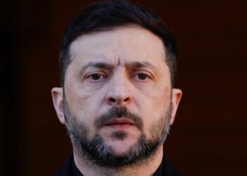 Ουκρανία: Οι «εγγυήσεις ασφάλειας» του Ζελένσκι ως προϋπόθεση για επενδύσεις και ανοικοδόμηση