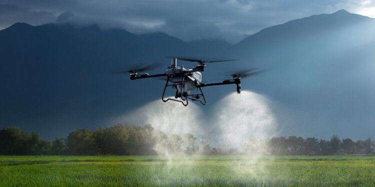Η Agrotech φέρνει στην Ελλάδα το DJI Agras T100 – Το drone που αλλάζει τα δεδομένα στη σύγχρονη γεωργία