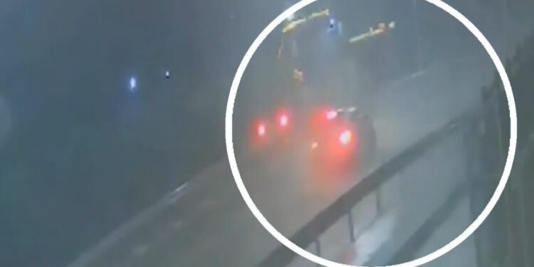 Ηλεία: «Σοκ, δεν ήξερα τι είχε γίνει» περιγράφει η οδηγός που τούμπαρε το αυτοκίνητό της από τον αέρα