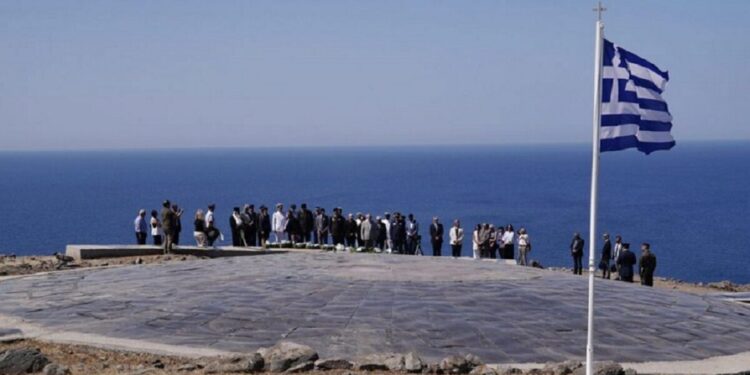 Δήμαρχος Άη Στράτη: «Πάω να πατήσω κάτω τον καρκίνο και επιστρέφω»