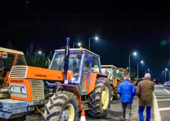 Μπλόκα αγροτών: Νέες κυκλοφοριακές ρυθμίσεις στην εθνική οδό σε Φθιώτιδα και Βοιωτία – Ποια σημεία είναι κλειστά
