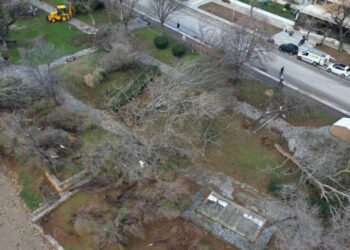 Αλεξανδρούπολη: Σε κατάσταση έκτακτης ανάγκης λόγω του καταστροφικού ανεμοστρόβιλου – Πάνω από 220 οι πληγέντες