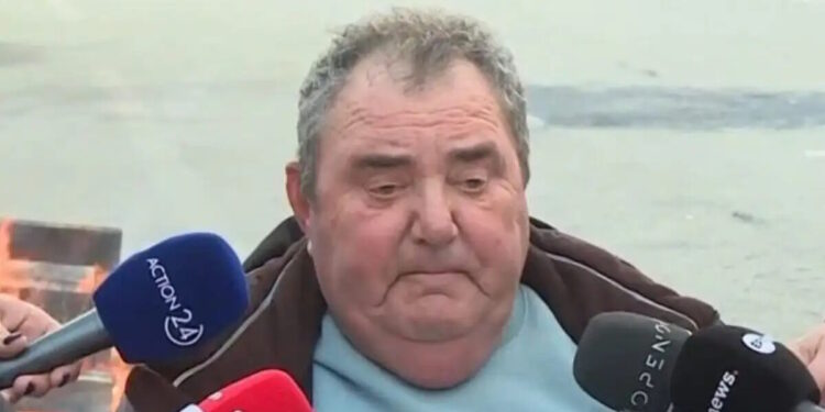 Δεν παίρνει τίποτα πίσω ο Ανεστίδης από τις ύβρεις κατά του Κυριάκου Μητσοτάκη