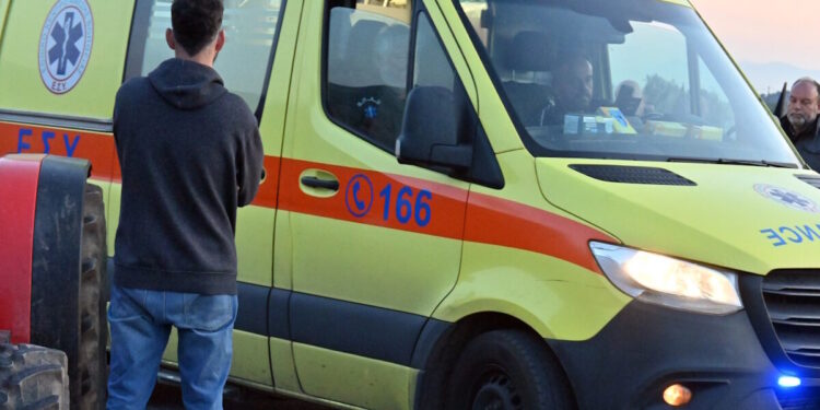 Τροχαίο στον Κηφισό: Λεωφορείο παρέσυρε πεζή στην είσοδο των ΚΤΕΛ – Μεταφέρθηκε σε σοβαρή κατάσταση στο νοσοκομείο