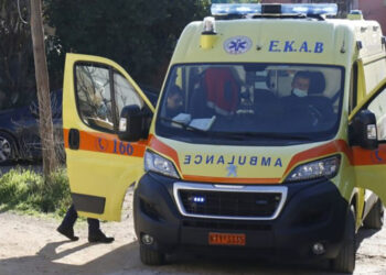 Τράκαρε στην Πάλαιρο, τραυματίστηκε και νοσηλεύεται φρουρούμενος στην Πρέβεζα