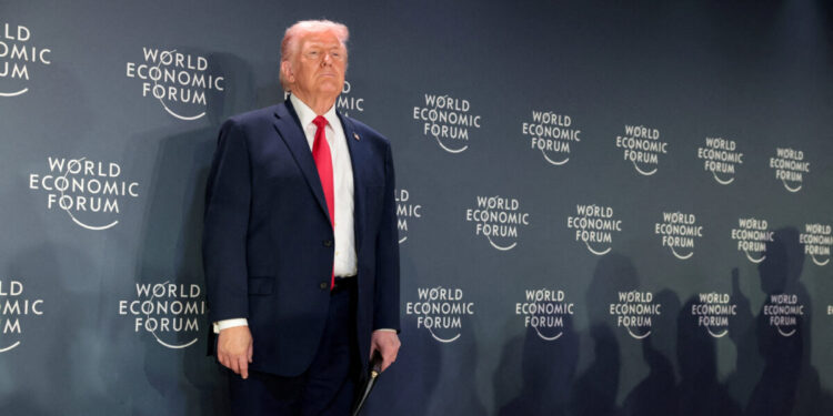 Νέες απειλές Τραμπ: Οι δασμοί στην Ελβετία μπορεί να αυξηθούν και πάλι