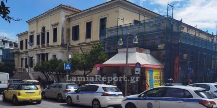 Λαμία: Στη φυλακή ο 48χρονος που κατηγορείται για τον βιασμό της ανήλικης ανιψιάς του – «Με κατήγγειλαν για να με εκδικηθούν» ισχυρίστηκε