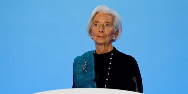 Λαγκάρντ για Τραμπ: Αβεβαιότητα αλλά μικρή η επίπτωση των δασμών στον πληθωρισμό της ΕΕ