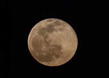 Πανσέληνος Φεβρουαρίου 2026: Πότε θα φωτίσει τον ουρανό το «Φεγγάρι του χιονιού»