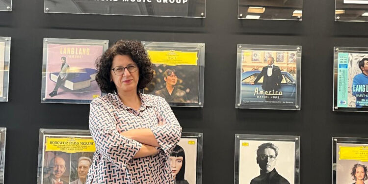 Η Κλεοπάτρα Σωφρονίου στις «ΔΙΑΛΕΞΕΙΣ ΜΕ ΘΕΑ 4» στο Δημοτικό Περιφερειακό Θέατρο Αγρινίου