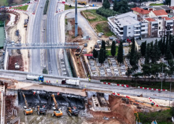 Θεσσαλονίκη: Βίντεο και φωτογραφίες από την κατεδάφιση της γέφυρας Πανοράματος για την κατασκευή του Flyover
