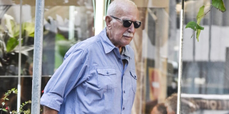 Ο Γιώργος Παπαδάκης είχε χρόνια αποφρακτική πνευμονοπάθεια – Οι αποκαλύψεις του προσωπικού του γιατρού