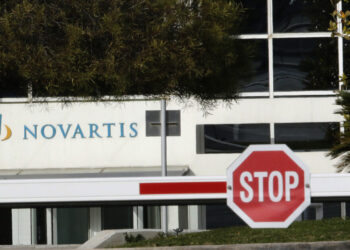 Δίκη Novartis: 28 και 25 μήνες φυλάκιση με αναστολή στους Μαραγγέλη και Δεστεμπασίδης αντίστοιχα
