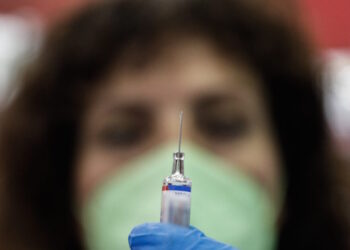 Γρίπη: Ανησυχία για τους μειωμένους εμβολιασμούς ενόψει της κορύφωσης του Φεβρουαρίου