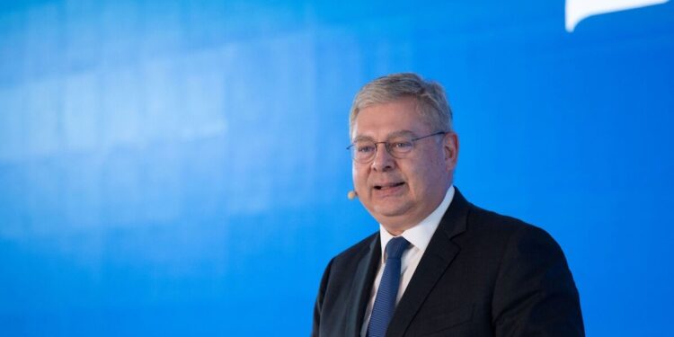 HELLENiQ Energy: Επανεκκίνηση μετά από 13 χρόνια για τον αγωγό πετρελαίου Θεσσαλονίκης – Σκοπίων