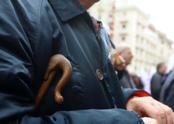 Θεσσαλονίκη: Μεθυσμένος χτύπησε και τραυμάτισε ηλικιωμένο στο κέντρο της πόλης