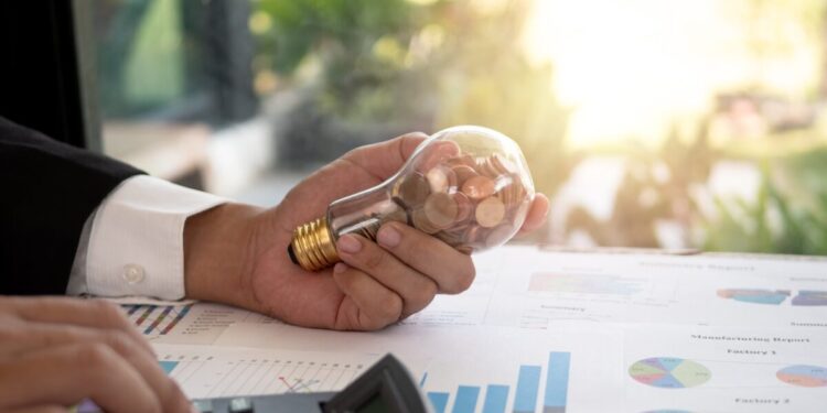 Τι αλλάζει στη στήριξη των ευάλωτων καταναλωτών με το νέο Σχέδιο Δράσης για την καταπολέμηση της ενεργειακής ένδειας