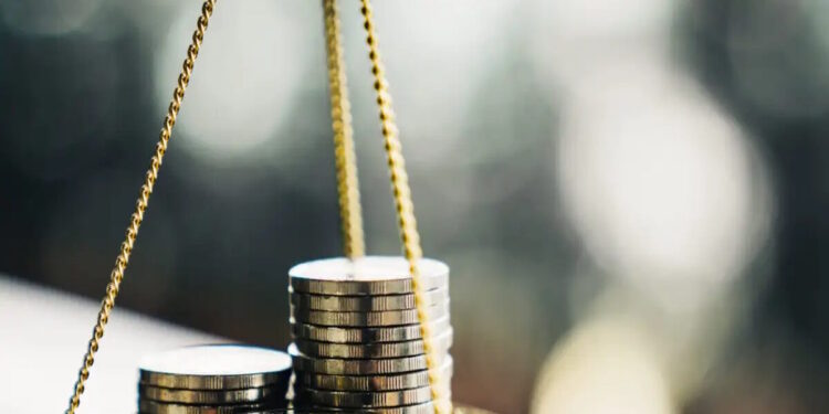 Μείωση 15,1% στο έλλειμμα του εμπορικού ισοζυγίου