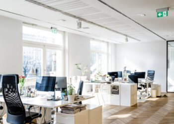 Αλλαγή χρήσης ακινήτων: Φορολογικά κίνητρα για μετατροπή γραφείων και καταστημάτων σε κατοικίες