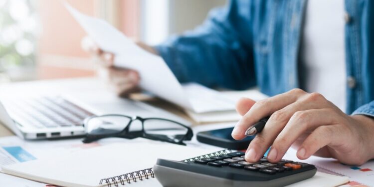 Στον εξωδικαστικό τα χρέη προς δήμους ακόμη και με μέτρα αναγκαστικής εκτέλεσης – Στις 60 ημέρες η απόδοση των εισπράξεων