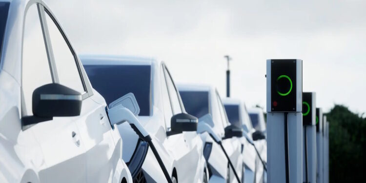 «Κινούμαι Ηλεκτρικά»: Μπαίνουν νέα χρήματα στο πρόγραμμα που συνεχίζεται και μετά τον Μάρτιο