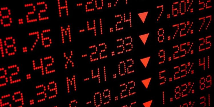 Χρηματιστήριο Αθηνών: Άνοιγμα με πτώση 0,51% – Πτώση στις ευρωαγορές με ρευστοποιήσεις στις τράπεζες