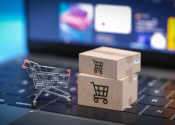 Χειμερινές εκπτώσεις 2026: Ποιοι είναι οι κίνδυνοι στις online αγορές – Πως να μην πέσετε θύμα phishing