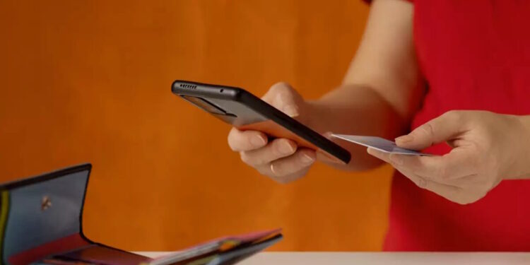 Ελληνικές τράπεζες: Με φραγή εισερχομένων κλήσεων αντιμετώπισαν περιστατικά απάτης