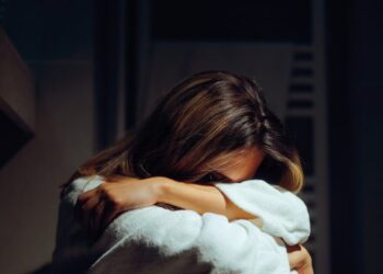 Εφιάλτης στην Εύβοια για 37χρονη δασκάλα: Την ξυλοκόπησε άγρια ο 22χρονος σύντροφός της – Μεταφέρθηκε στο νοσοκομείο