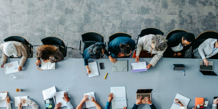 Ο ΟΟΣΑ «κλειδώνει» τον παγκόσμιο φόρο 15% – Οι αμερικανικές πολυεθνικές εξαιρούνται