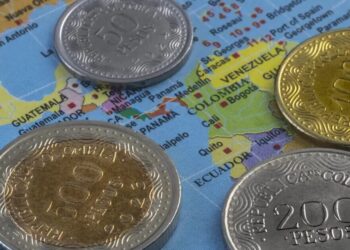 Κολομβία: Εξετάζει τον έλεγχο των τιμών καθώς η αύξηση των μισθών ταρακουνάει τις αγορές