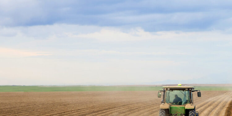 Ολοκληρώθηκε με υπεραπόδοση το ΠΑΑ 2014 – 2022: Πληρωμές σχεδόν 7,99 δισ. ευρώ και ιστορικό ρεκόρ το 2025