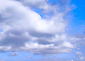 Καιρός σήμερα: Ανεβαίνει και άλλο η θερμοκρασία σε όλη τη χώρα