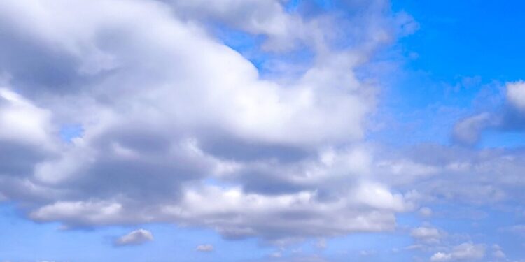 Καιρός σήμερα: Ανεβαίνει και άλλο η θερμοκρασία σε όλη τη χώρα