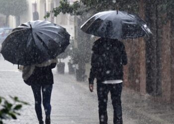 Η κακοκαιρία Kristin χτυπά για 24 ώρες με καταιγίδες Αττική, Ιόνιο και άλλες 6 περιοχές: Νέα επιδείνωση από το Σαββατοκύριακο