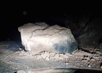 Κατολισθήσεις και πτώσεις βράχων στον Πλάτανο ορεινής Ναυπακτίας – Επικίνδυνο το οδικό δίκτυο Θέρμο – Κρυονέρια (φωτο)